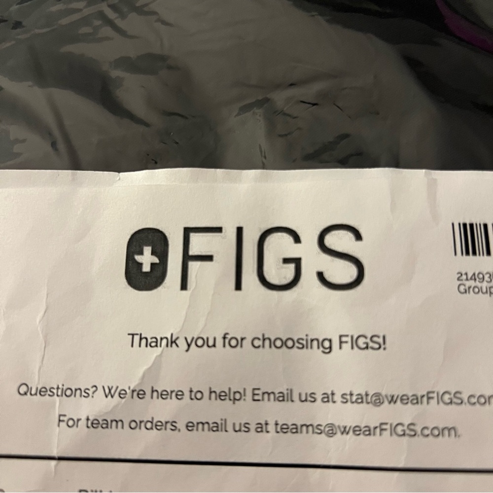 FIGS Scrub Set - Picture 6 of 6